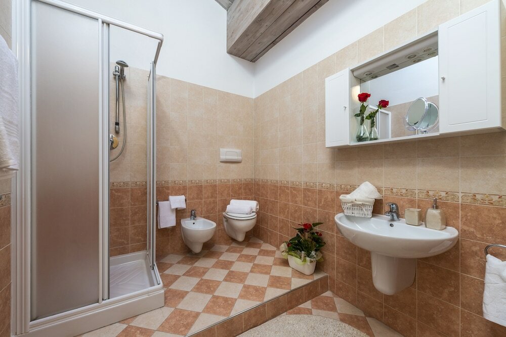 Фото Flowers Apartments