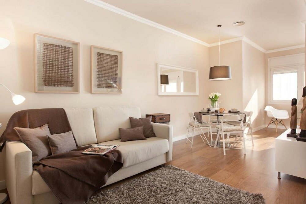 Фото Enjoybcn Coliseum Apartments