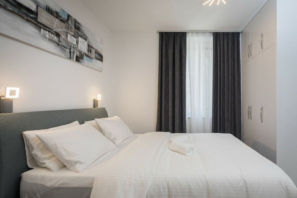 Фото Luxury Studios & Rooms Seven