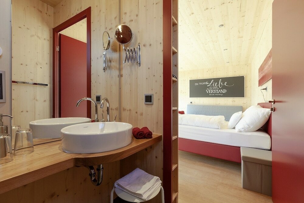 Фото Mein kleinHOTEL Herbstein