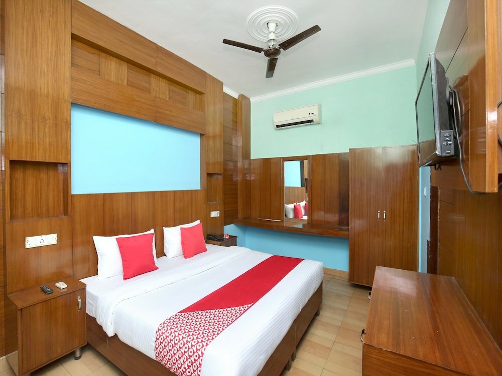 Фото Oyo 5906 Hotel Parvaaz