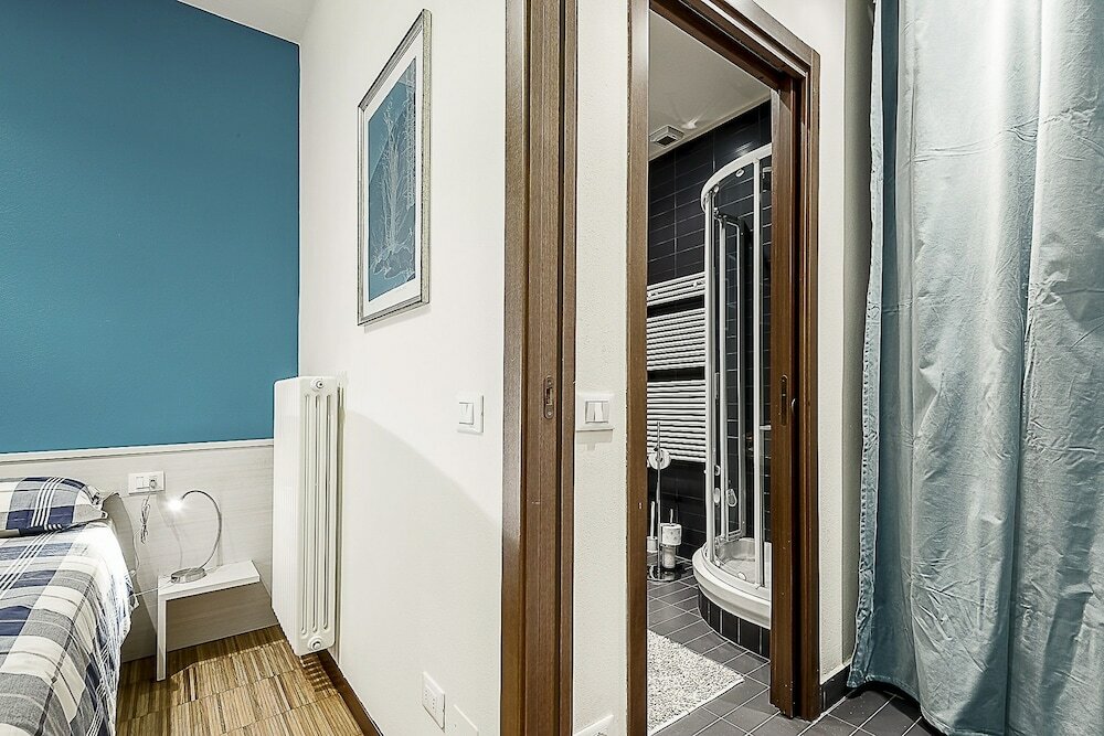 Фото Shortstays Design Loft Broglio 2