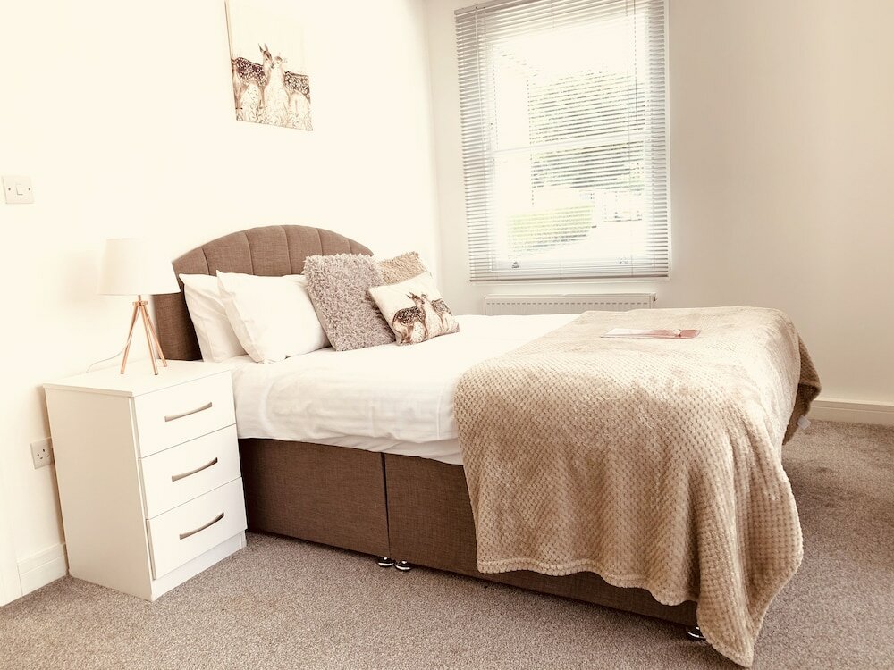 Фото Elthorne Luxury Apartments