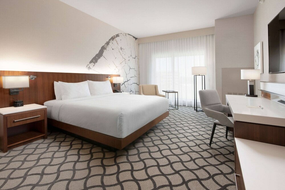 Фото Marriott Dallas Allen Hotel & Convention Center