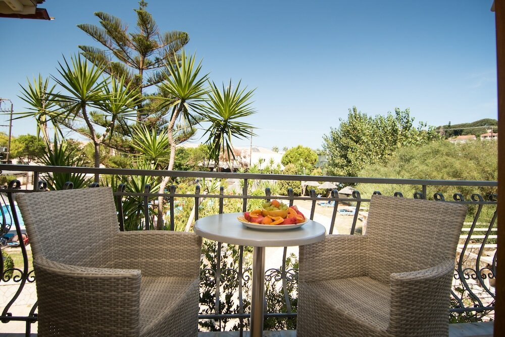 Фото Sunny Garden