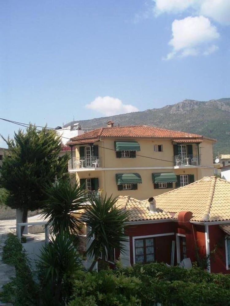 Фото отеля 4