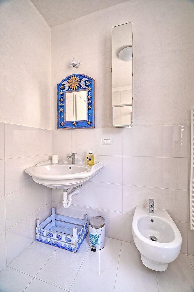 Фото Marina Apartments