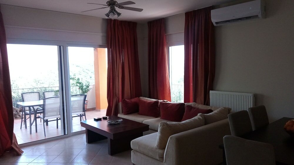 Фото Olive Tree Apartment