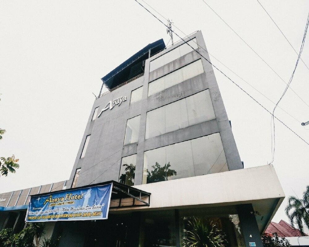 Hotel RedDoorz Plus near Cambridge City Square, Medan, photo