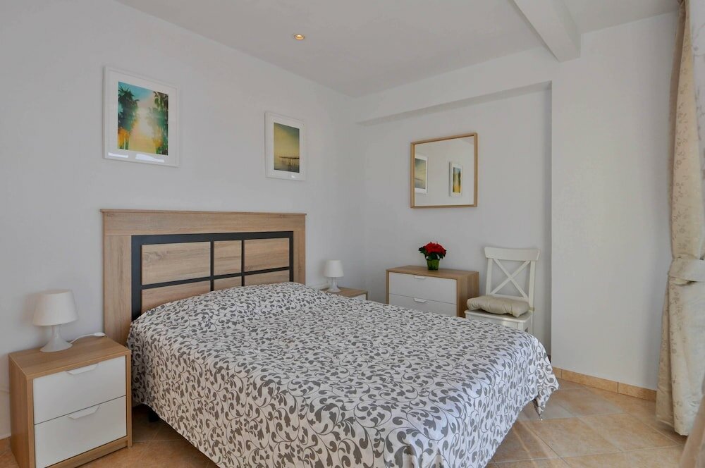 Фото Apartment view of the sea