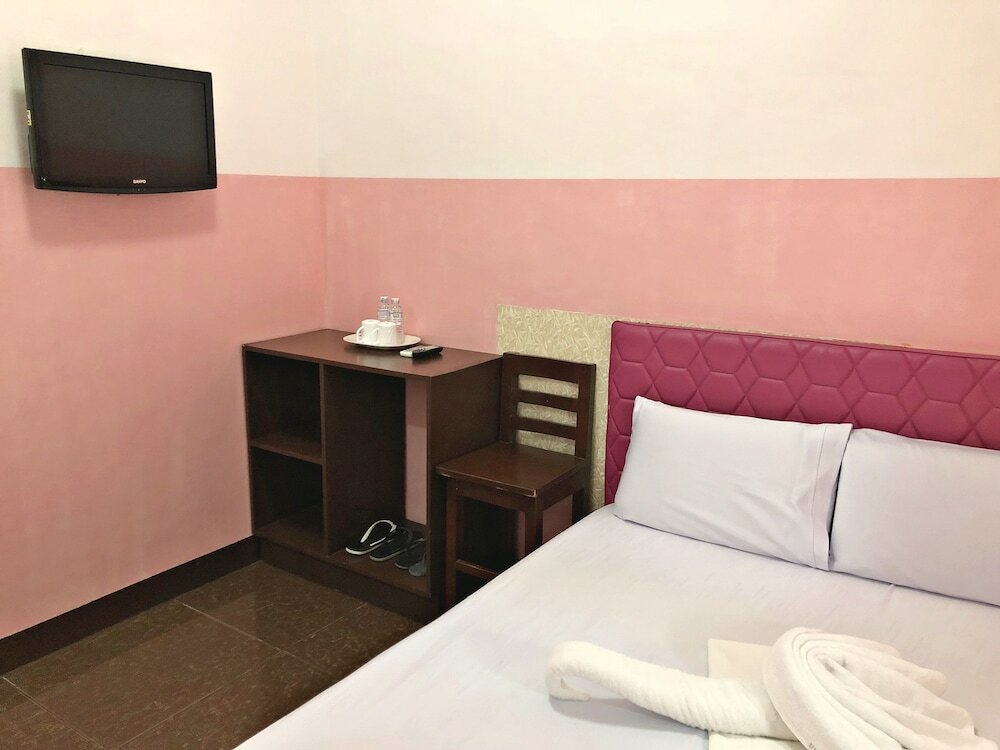 Фото Knights Ko Suites