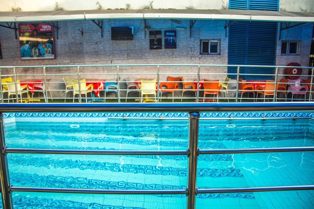 Фото Tokyu Grand Hotel