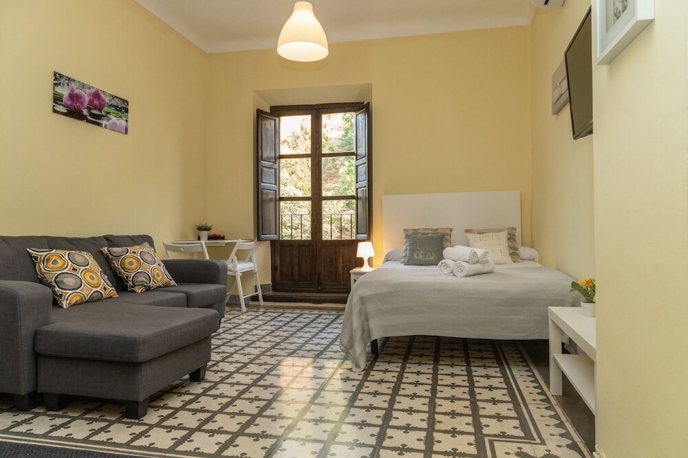 Фото Alhambra Sonder Apartments