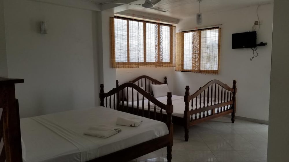 Фото Mirissa Heights