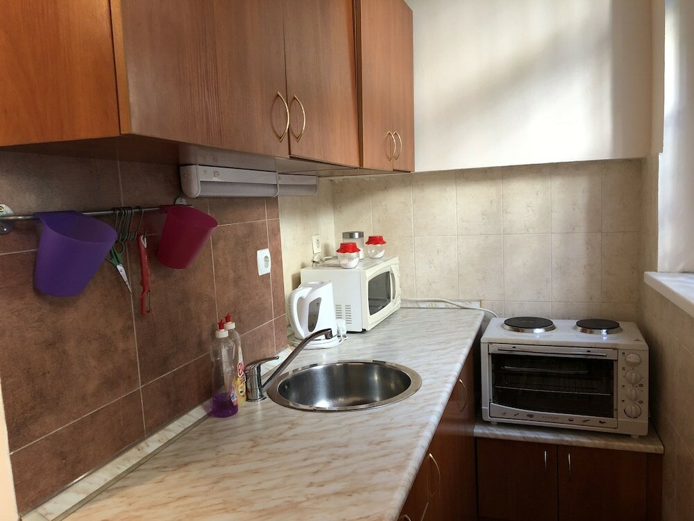 Фото Top center on a quiet street