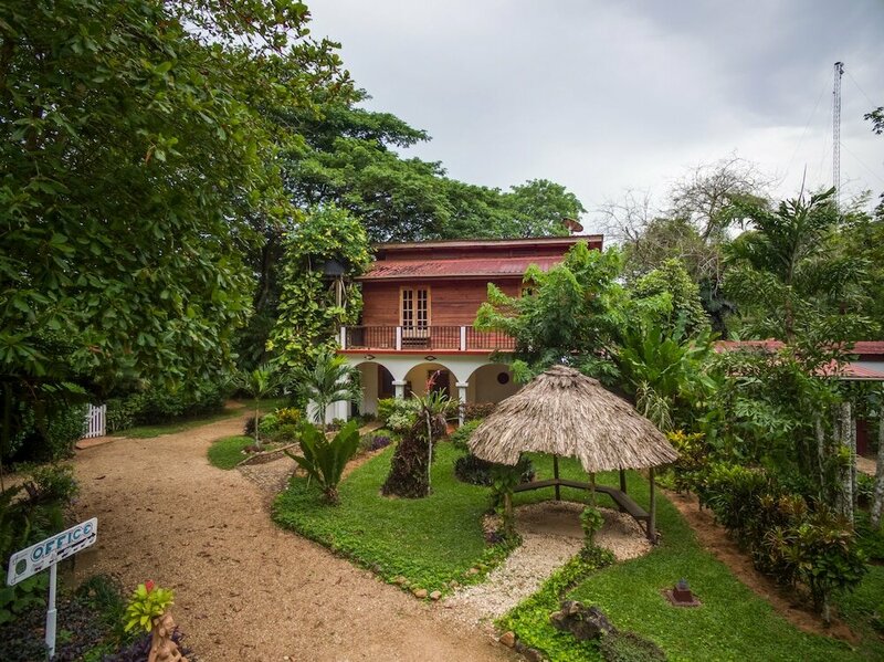 Гостиница Sweet Songs Jungle Lodge, a Muy’Ono Resort