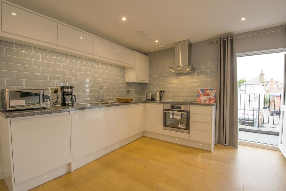 Фото London Deluxe Apartments