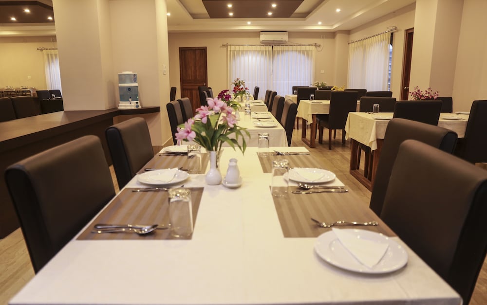 Фото Hotel Phuentsholing