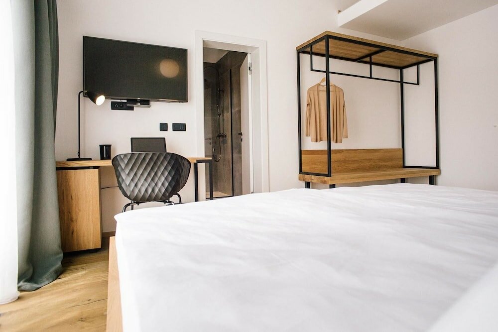 Фото Vault Hotel