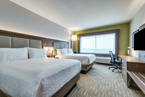 Гостиница Holiday Inn Express And Suites Denton South, an Ihg Hotel