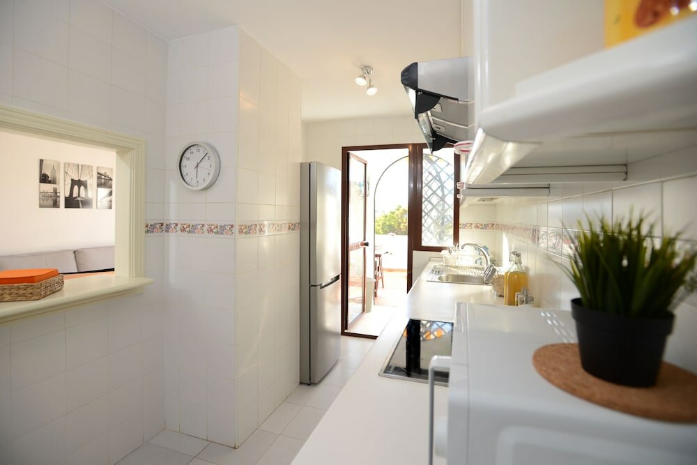 Фото Sierra Bermeja 1-414