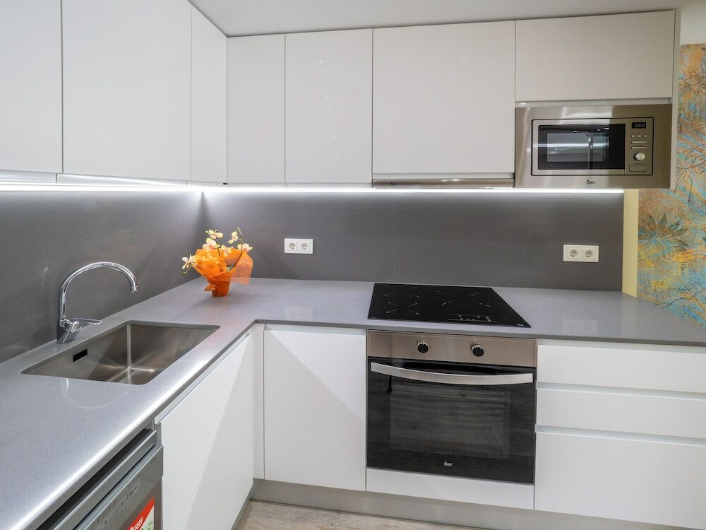 Фото Aparthotel Esquirol