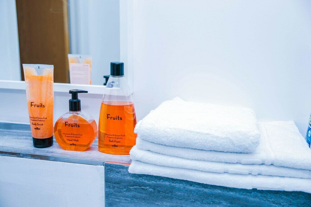 Фото Riverside 2 Bed Apartment