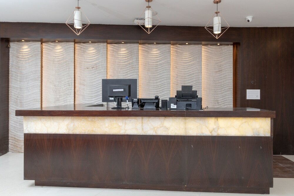 Фото Capital O 16891 Klase Hotels