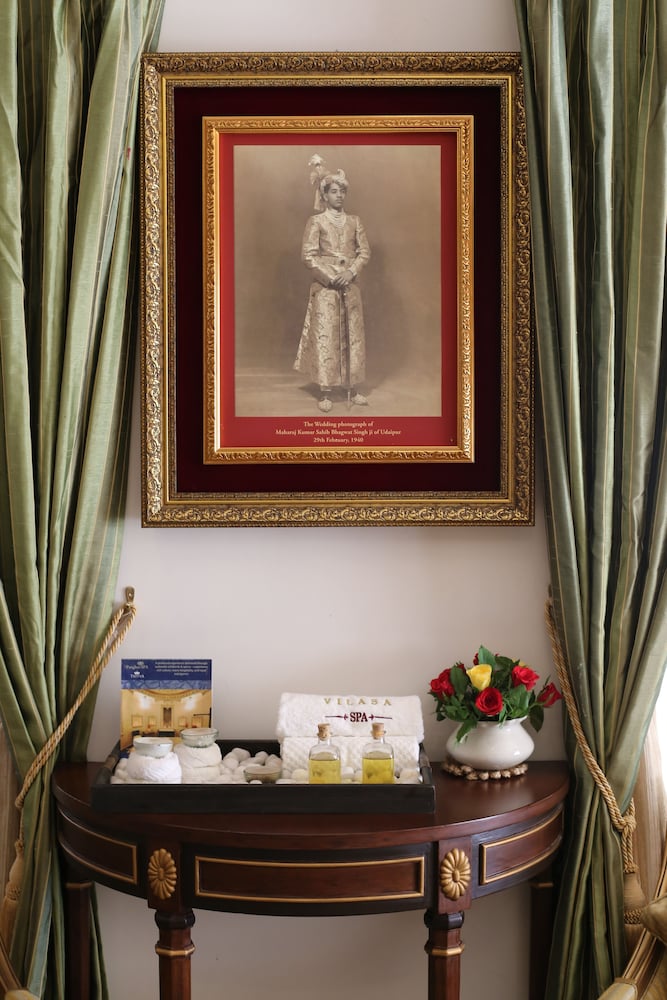 Фото Shiv Niwas Palace by Hrh Group of Hotels