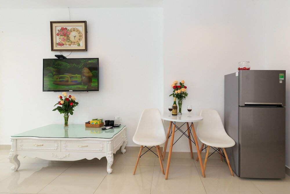 Фото Oyo 103 Airport Family Apartment