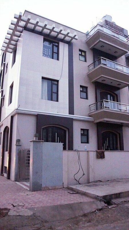 Гостиница Maxfort Service Apartment в Гургаоне