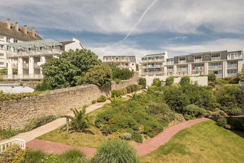 Гостиница Lagrange Vacances Les Terrasses de L'Océan