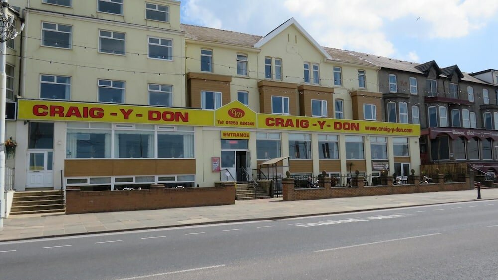 Фото The Craig-Y-Don Hotel