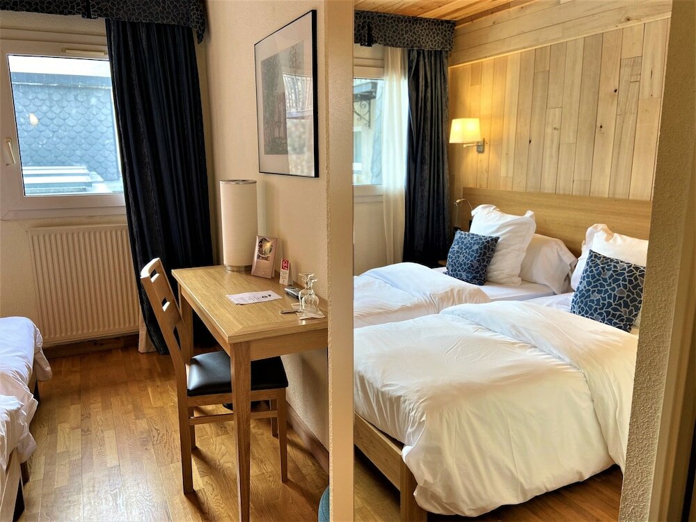 Фото Hotel Llop Gris