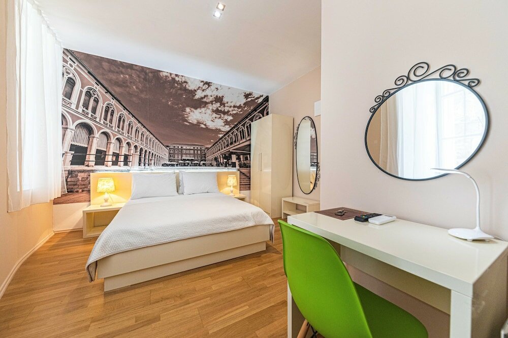 Фото Pjaca City Rooms