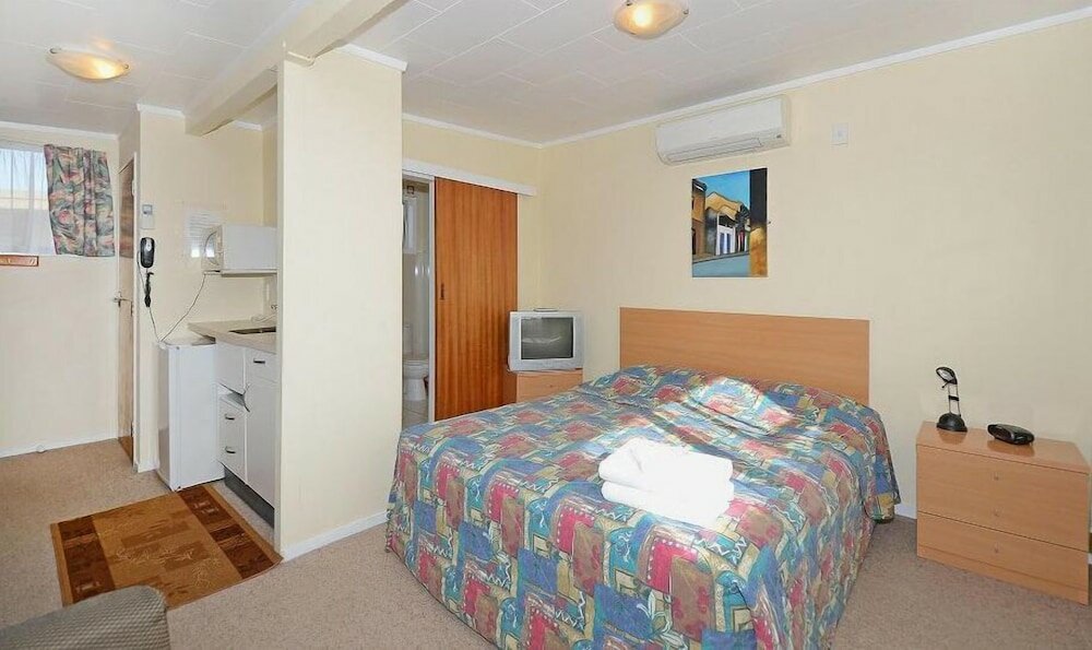 Фото Trentham Motel