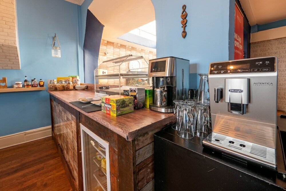 Фото Oyo Pier Hotel Rhyl