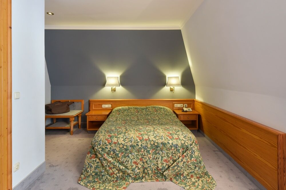 Фото Hotel Landhaus Wachtelhof