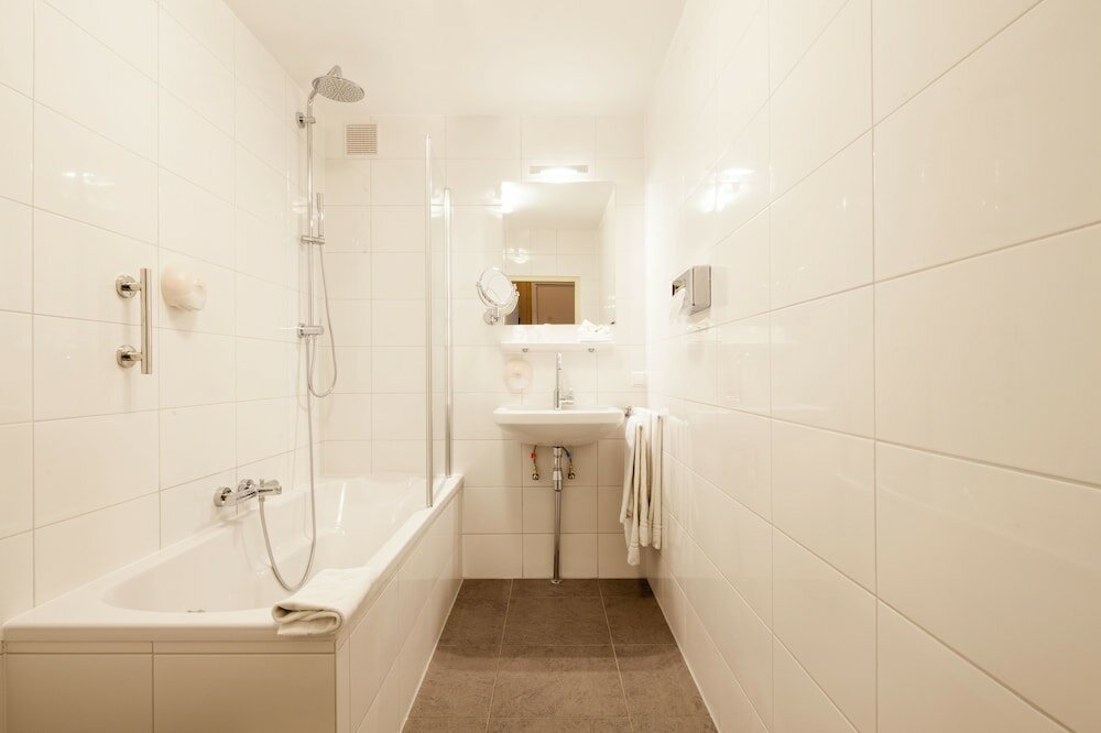 Фото Hotel Dordrecht