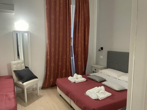 Гостиница AD Cavour Luxury Rooms в Риме