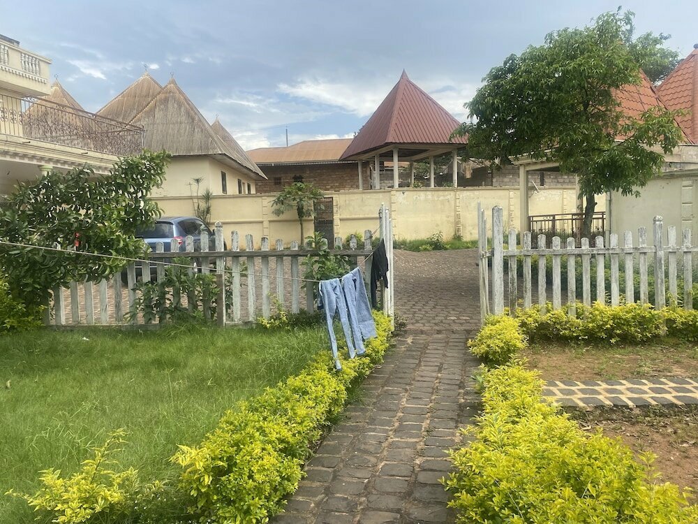 Hotel Manoir Des Innocents, Bafoussam, photo