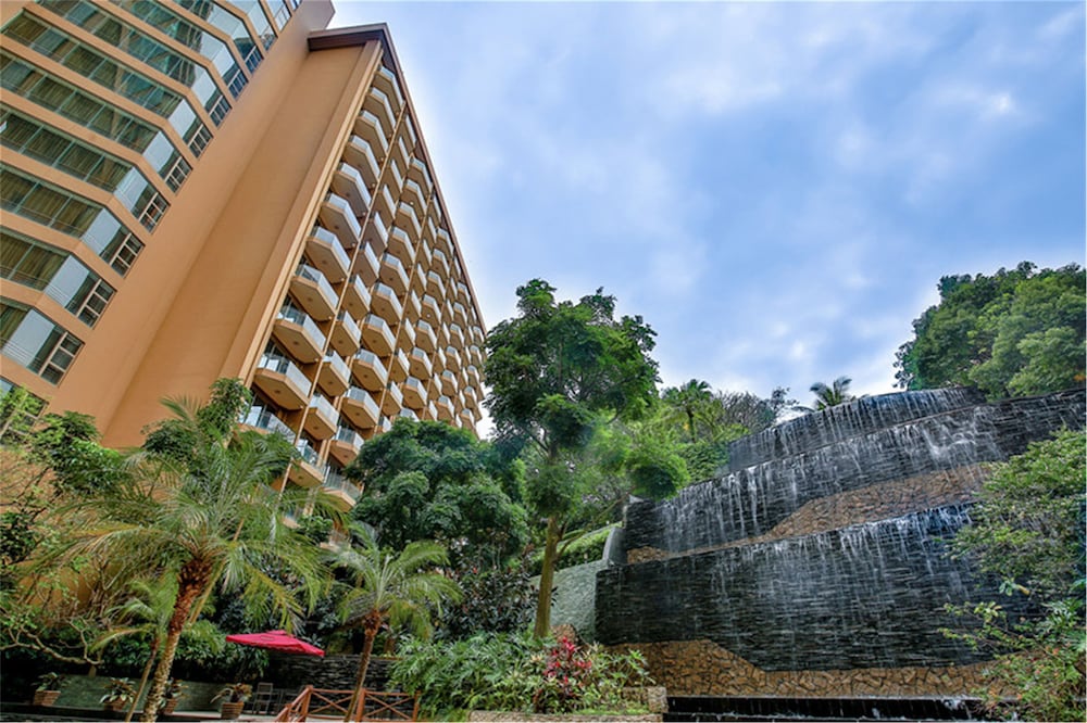 Фото Royal Garden Hotel