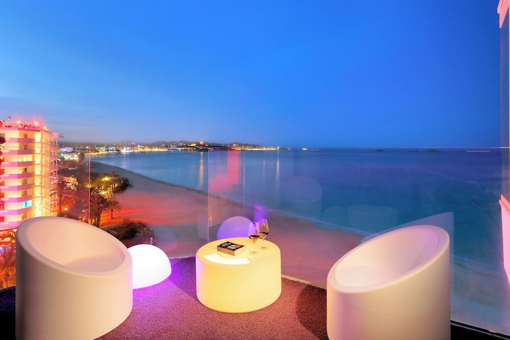 Фото Hard Rock Hotel Ibiza