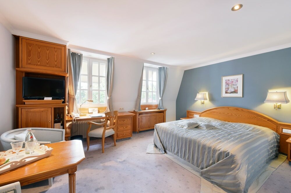 Фото Hotel Landhaus Wachtelhof