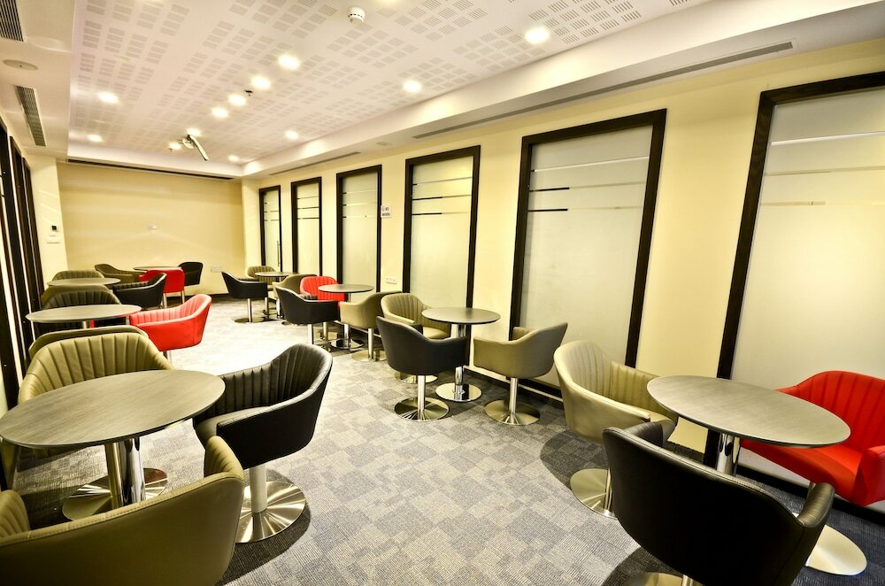 Фото Golden Crown Old City