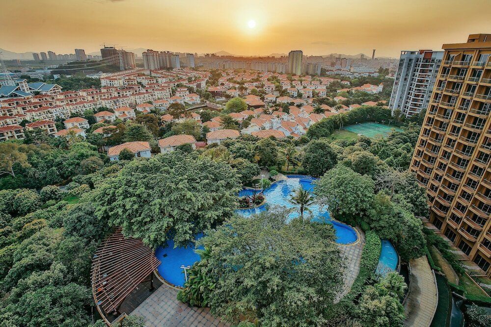 Фото Royal Garden Hotel