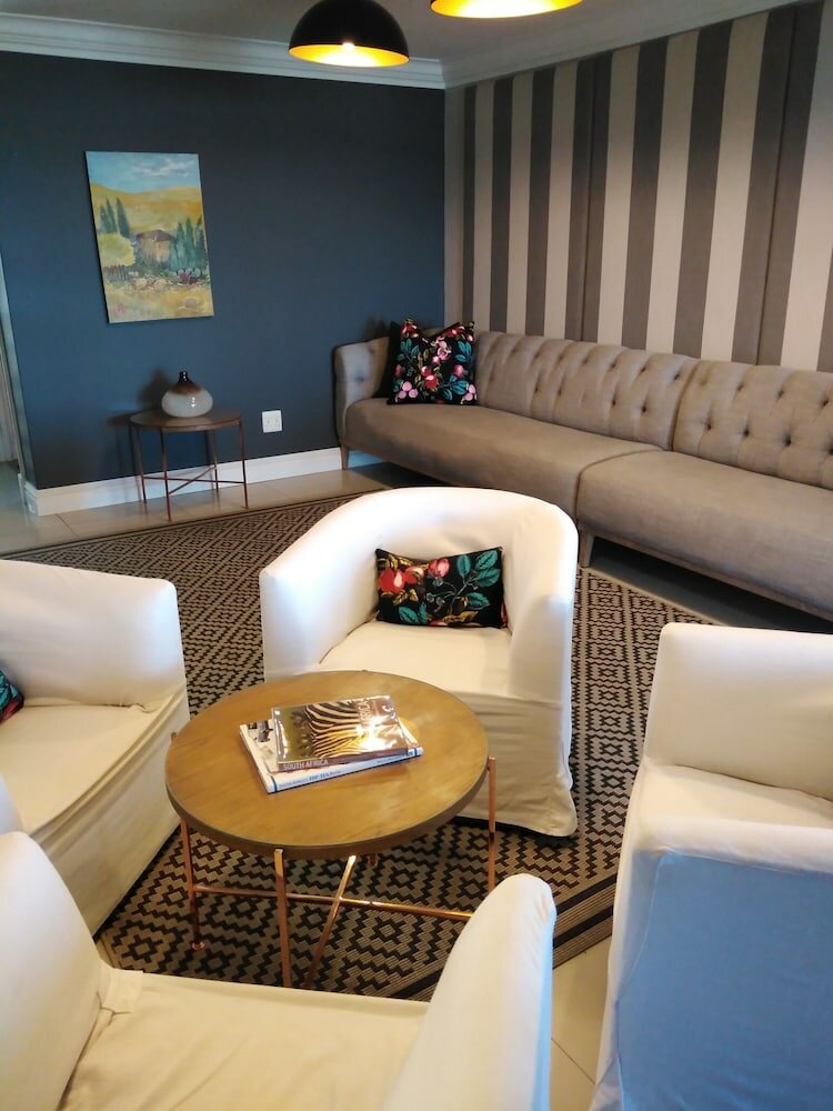 Фото Chocolate Box Guesthouse