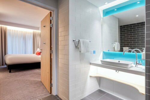 Гостиница Holiday Inn Express Antwerp - City Centre в Антверпене