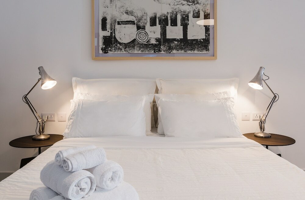 Фото Two Pillows Boutique Hostel