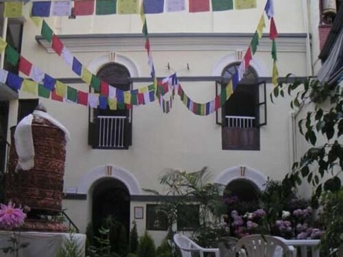 Гостиница Hotel Himalaya Yoga в Катманду